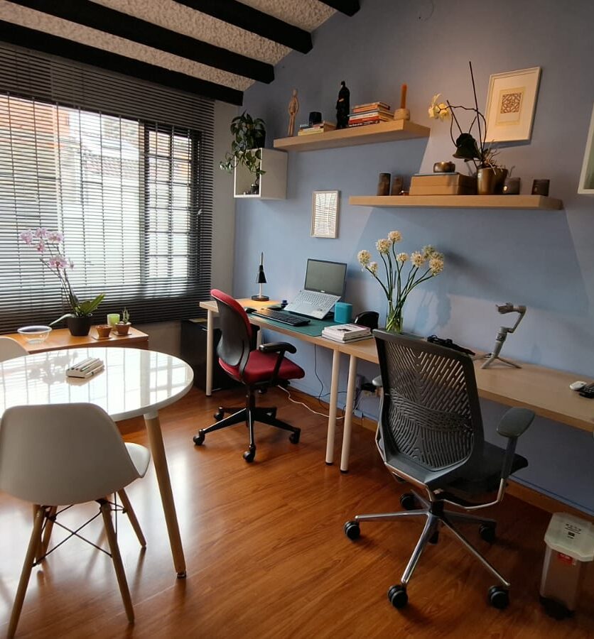 se arriendan oficinas tipo coworking en pasadena bogota