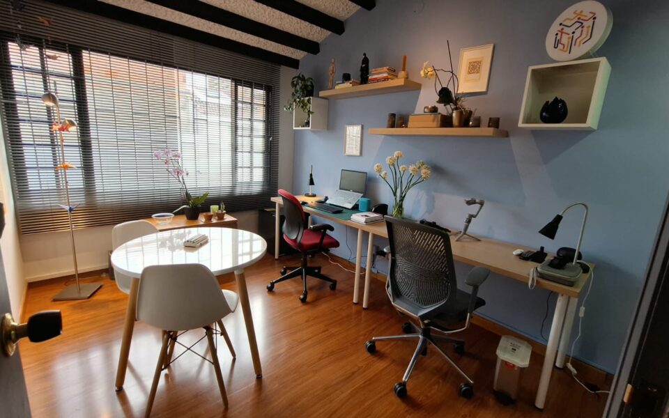 se arriendan oficinas tipo coworking en pasadena bogota
